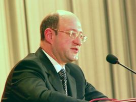  А.М.Бабаков на июньском съезде партии 2005 года 
